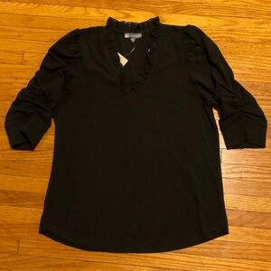 NEW WITH TAGS WIT & WISDOM BLACK 3/4 SLEEVES WITH V-NECK & LACE SMALL